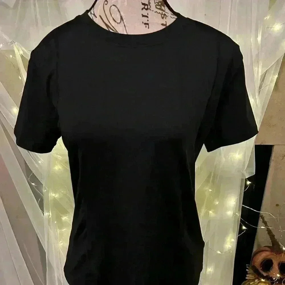 LOOVOO Women’s Athletic Shirt. Black. New with Tags. XL. 85 Poly, Spandex 15